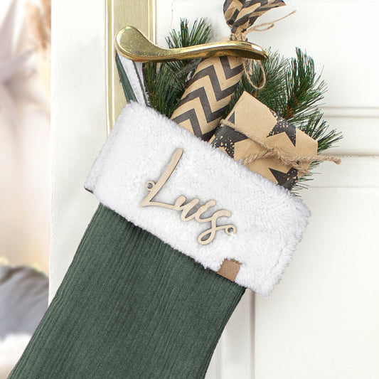 Nikolausstrumpf zum Befüllen Weihnachtssocke personalisiert mit Name aus Holz - grün