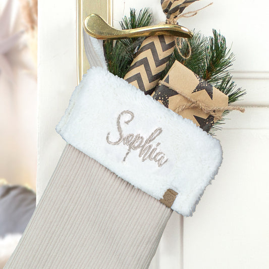 Nikolausstrumpf zum Befüllen Weihnachtssocke personalisiert mit Name bestickt - sand