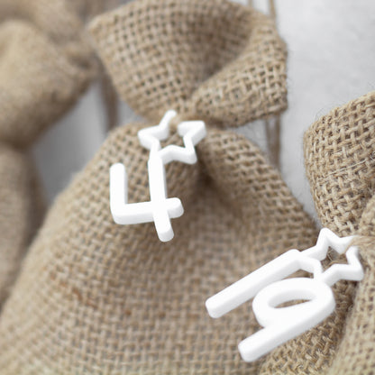 Adventskalender | Holz | Stern | Acryl weiß | personalisierbar