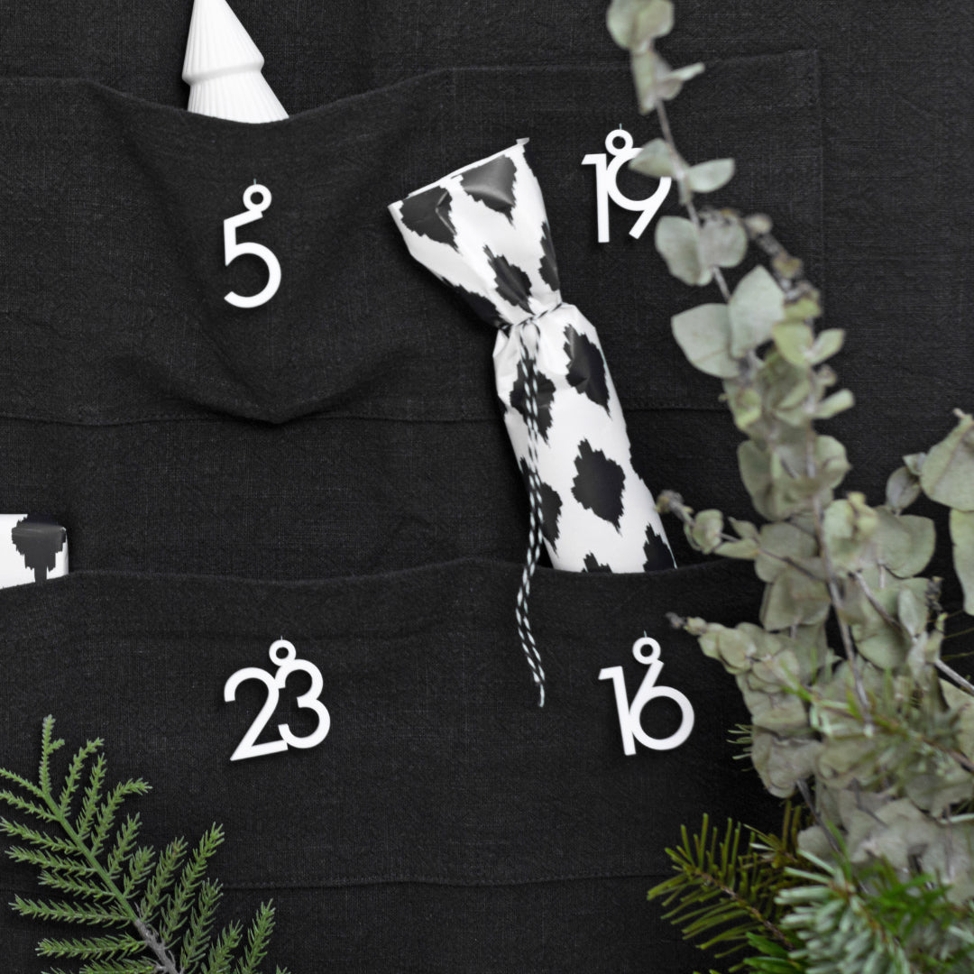 Adventskalender Zahlen Anhänger 1-24 zum Basteln Adventskalendersäckchen Nummern Modern schwarz/weiß