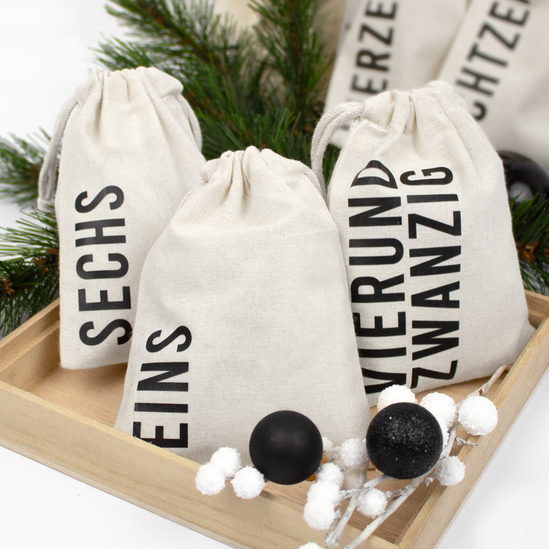 Adventskalender zum Befüllen Säckchen aus Stoff 1-24 Weihnachtskalender zum Aufhängen schlicht