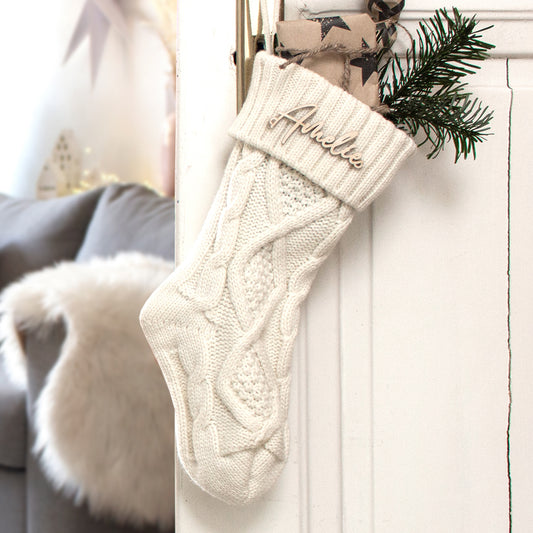 Nikolausstrumpf zum Befüllen Weihnachtssocke aus Strick personalisiert mit Name aus Holz