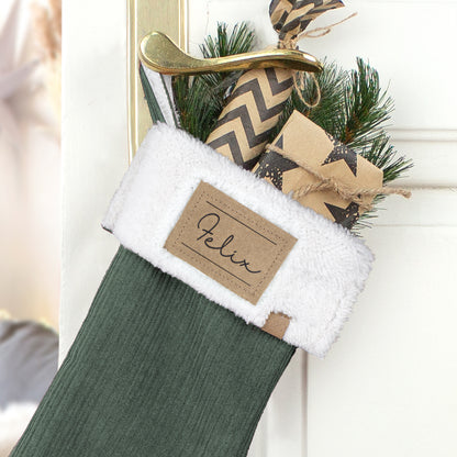 Nikolausstrumpf zum Befüllen Weihnachtssocke personalisiert mit Name Etikett - grün