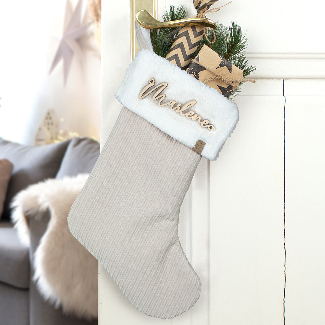 Nikolausstrumpf zum Befüllen Weihnachtssocke personalisiert mit Name aus Holz - sand