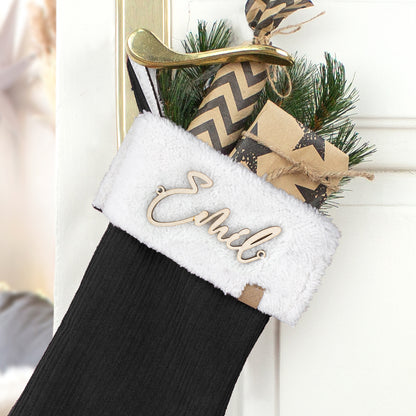 Nikolausstrumpf zum Befüllen Weihnachtssocke personalisiert mit Name aus Holz - schwarz