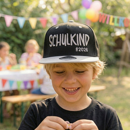 Snapback Cap bestickt zweifarbige Basecap Kappe „Schulkind 2026“