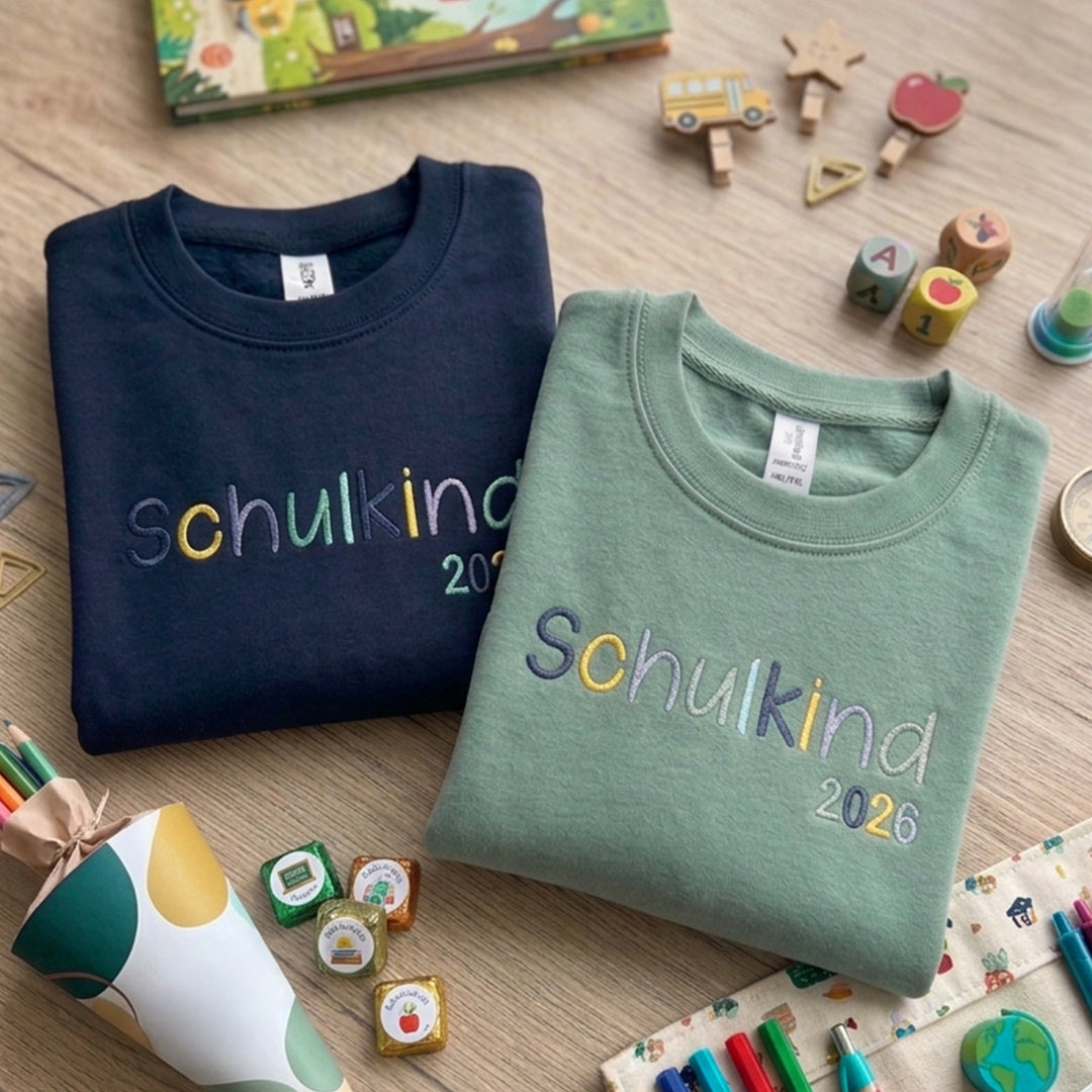 Sweatshirt Pullover bestickt „Schulkind 2026“ Geschenk zur Einschulung Jungs