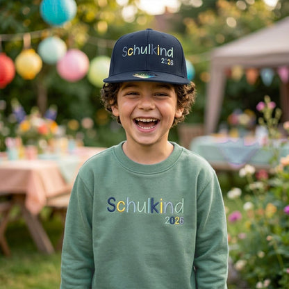 Sweatshirt Pullover bestickt „Schulkind 2026“ Geschenk zur Einschulung Jungs