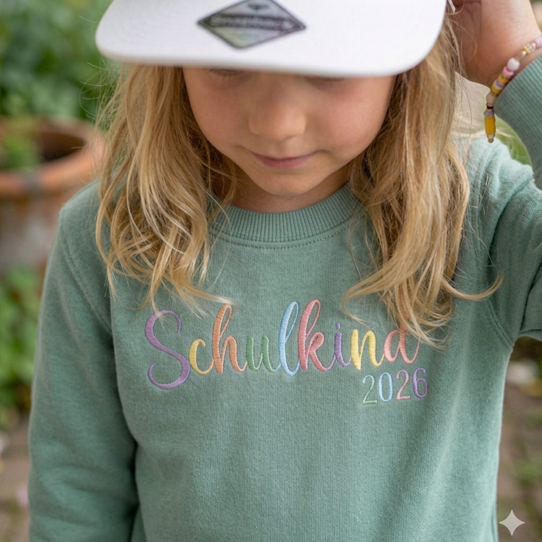 Sweatshirt Pullover bestickt „Schulkind 2026“ Geschenk zur Einschulung Mädchen