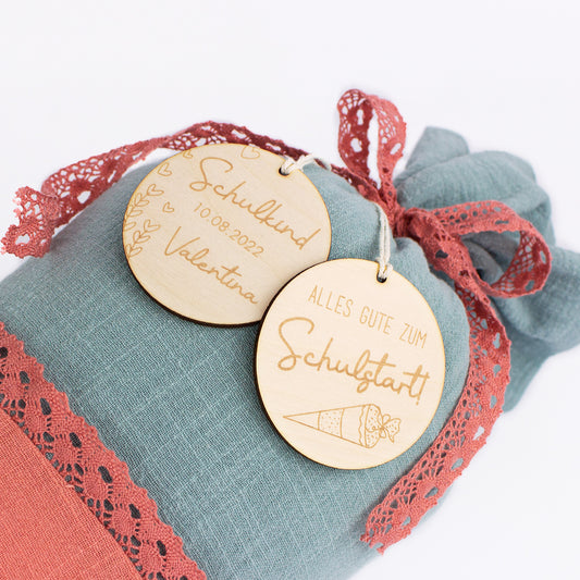 2er Set Anhänger Holz Wunschname und Datum - Einschulung