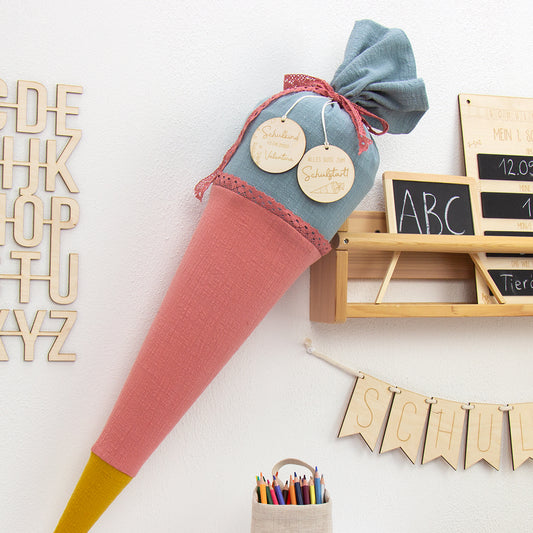 2er Set Anhänger Holz Wunschname und Datum - Einschulung