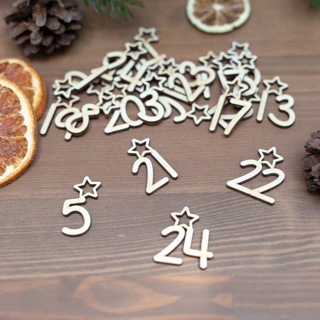 Adventskalender Zahlen Anhänger 1-24 zum Basteln Adventskalendersäckchen Nummern Sternchen Holz