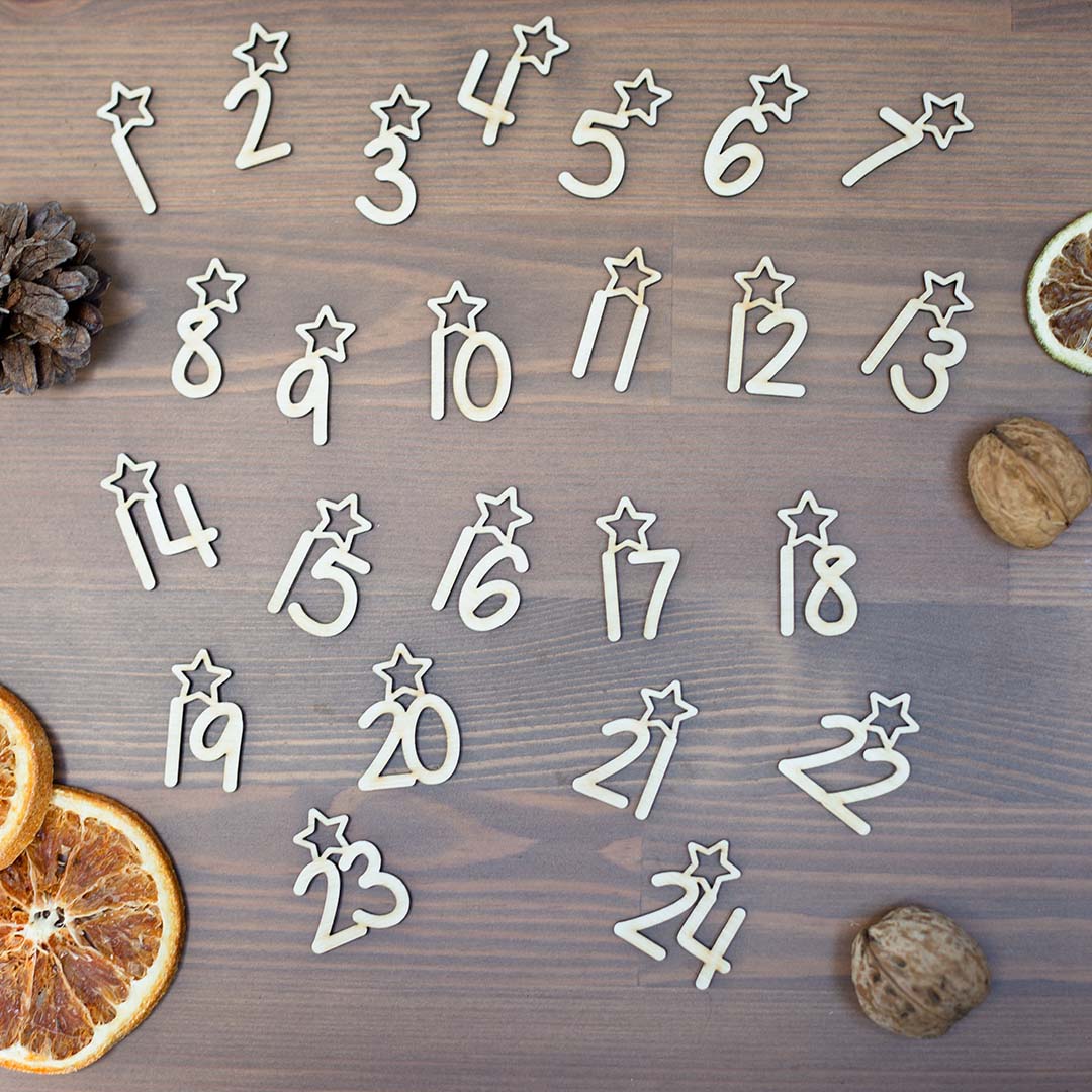 Adventskalender Zahlen Anhänger 1-24 zum Basteln Adventskalendersäckchen Nummern Sternchen Holz