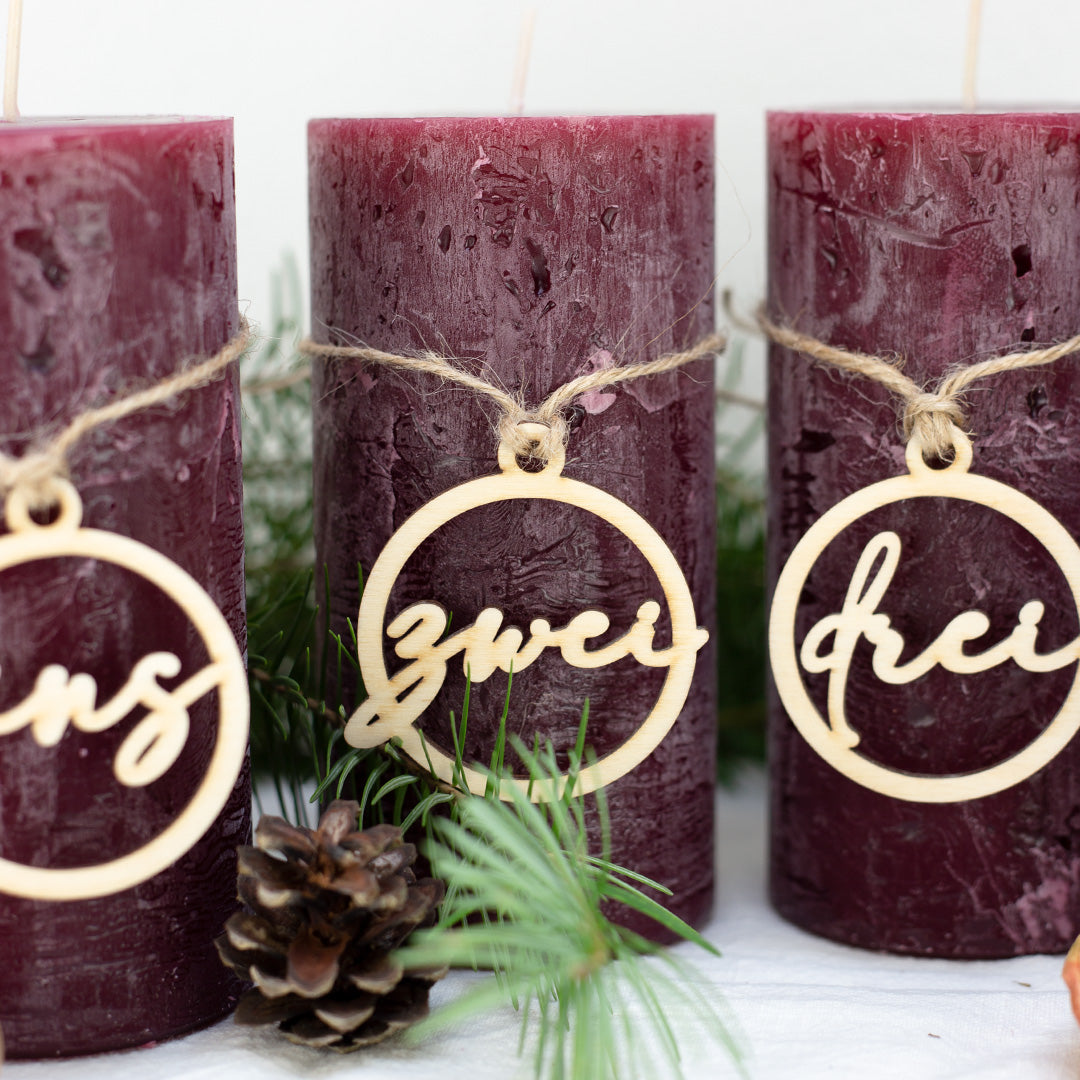Adventskranz Zahlen Holz Anhänger 1-4 für Kerzen Adventszahlen Schreibschrift