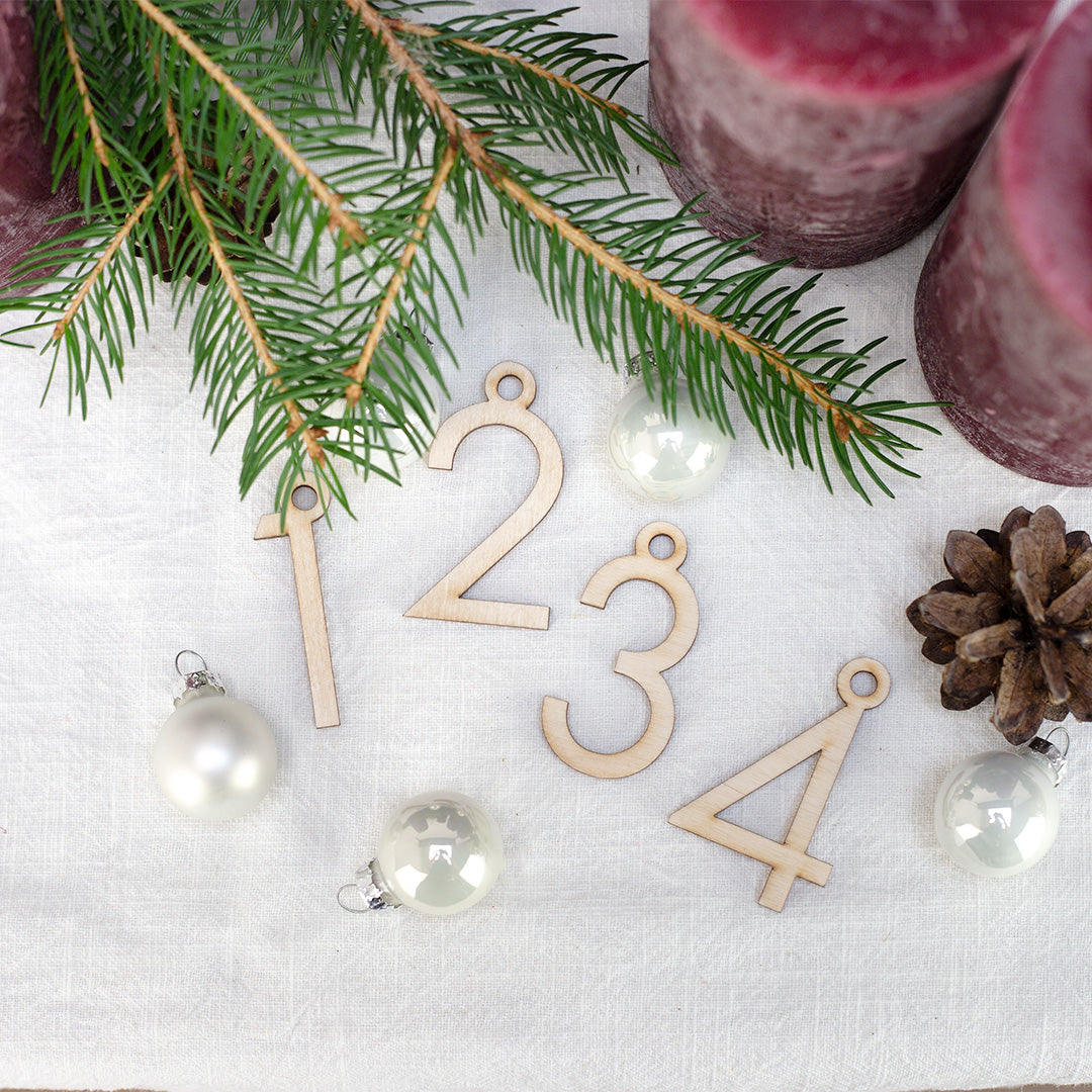 Adventskranz Zahlen Holz Anhänger 1-4 für Kerzen Adventszahlen Modern