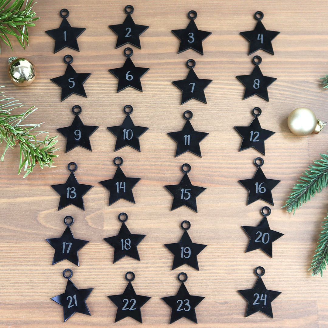 Adventskalender Zahlen Anhänger 1-24 zum Basteln Adventskalendersäckchen Nummern Sterne schwarz