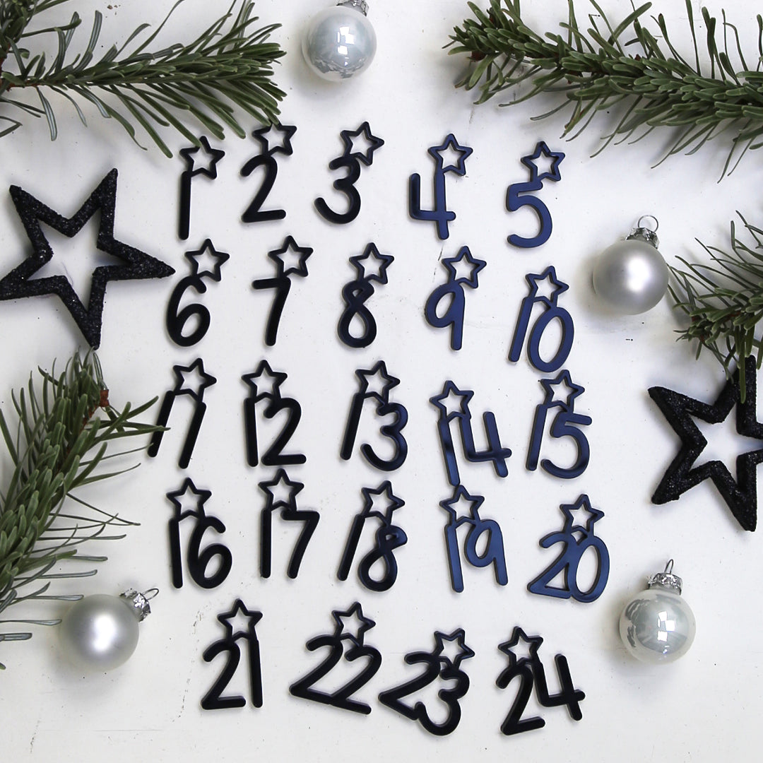 Adventskalender Zahlen Anhänger 1-24 zum Basteln Adventskalendersäckchen Nummern Sternchen schwarz/weiß