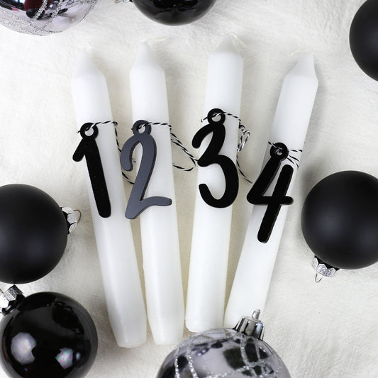 Adventskranz Zahlen Holz Anhänger 1-4 für Kerzen Adventszahlen Verspielt schwarz/weiß