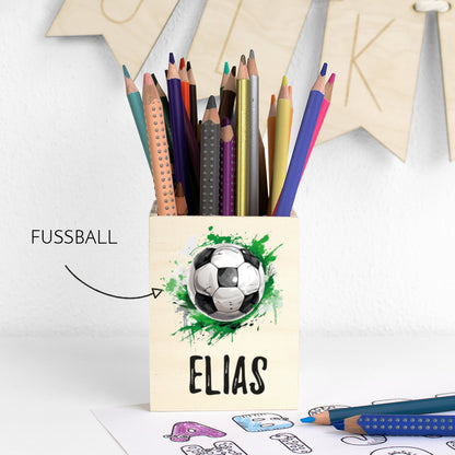 Personalisierter Stifthalter aus Holz Stiftebecher mit Wunschname Schulkind – Jungs