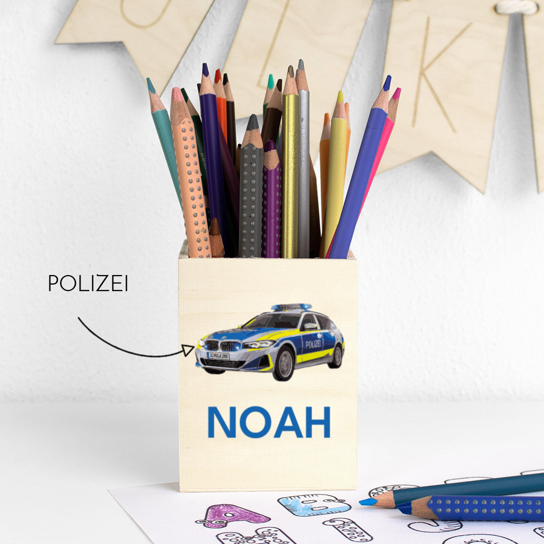 Personalisierter Stifthalter aus Holz Stiftebecher mit Wunschname Schulkind – Jungs