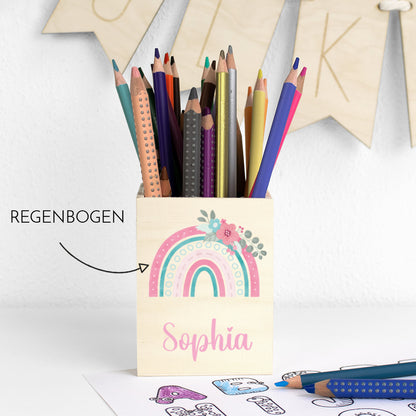 Personalisierter Stifthalter aus Holz Stiftebecher mit Wunschname Schulkind – Mädchen