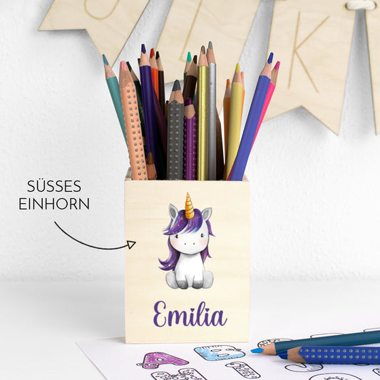 Personalisierter Stifthalter aus Holz Stiftebecher mit Wunschname Schulkind – Mädchen