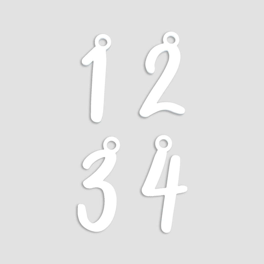 Adventskranz Zahlen Holz Anhänger 1-4 für Kerzen Adventszahlen Verspielt schwarz/weiß