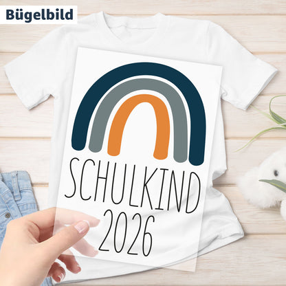 Bügelbild - Schulkind - Wunschname & Wunschjahr - Regenbogen classic - blau