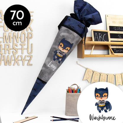 Schultüte aus Baumwolle mit Wunschname - Heldenhafter Schulstart - Mr. Cool - 70 cm