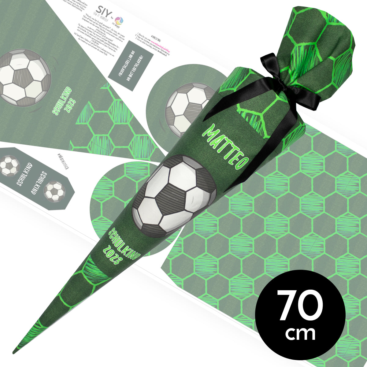 DIY Schultüte zum Selbernähen Schnittmuster auf Stoff mit Wunschname personalisierbar – Fußballchampion - 70 cm