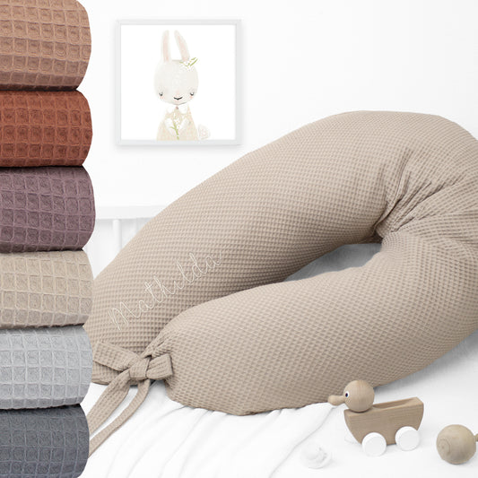 Stillkissen Set Kissen inkl. Bezug XXL Wunschname bestickt Seitenschläferkissen 190 cm Waffelpiqué 100% Baumwolle Boho