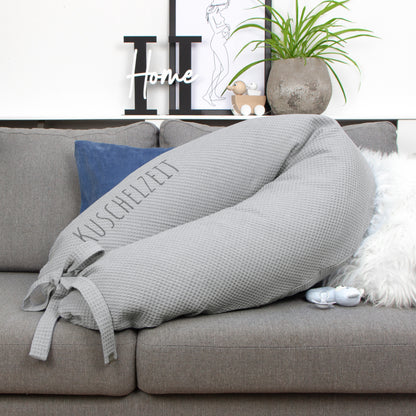 Stillkissen Set Kissen inkl. Bezug XXL Wunschname bestickt Seitenschläferkissen 190 cm Waffelpiqué 100% Baumwolle Boho